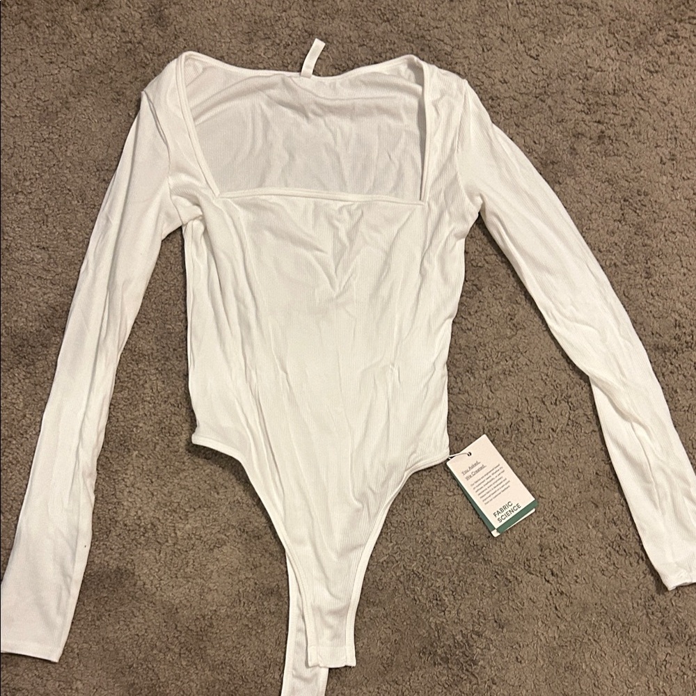 HALARA White Long Sleeve Top